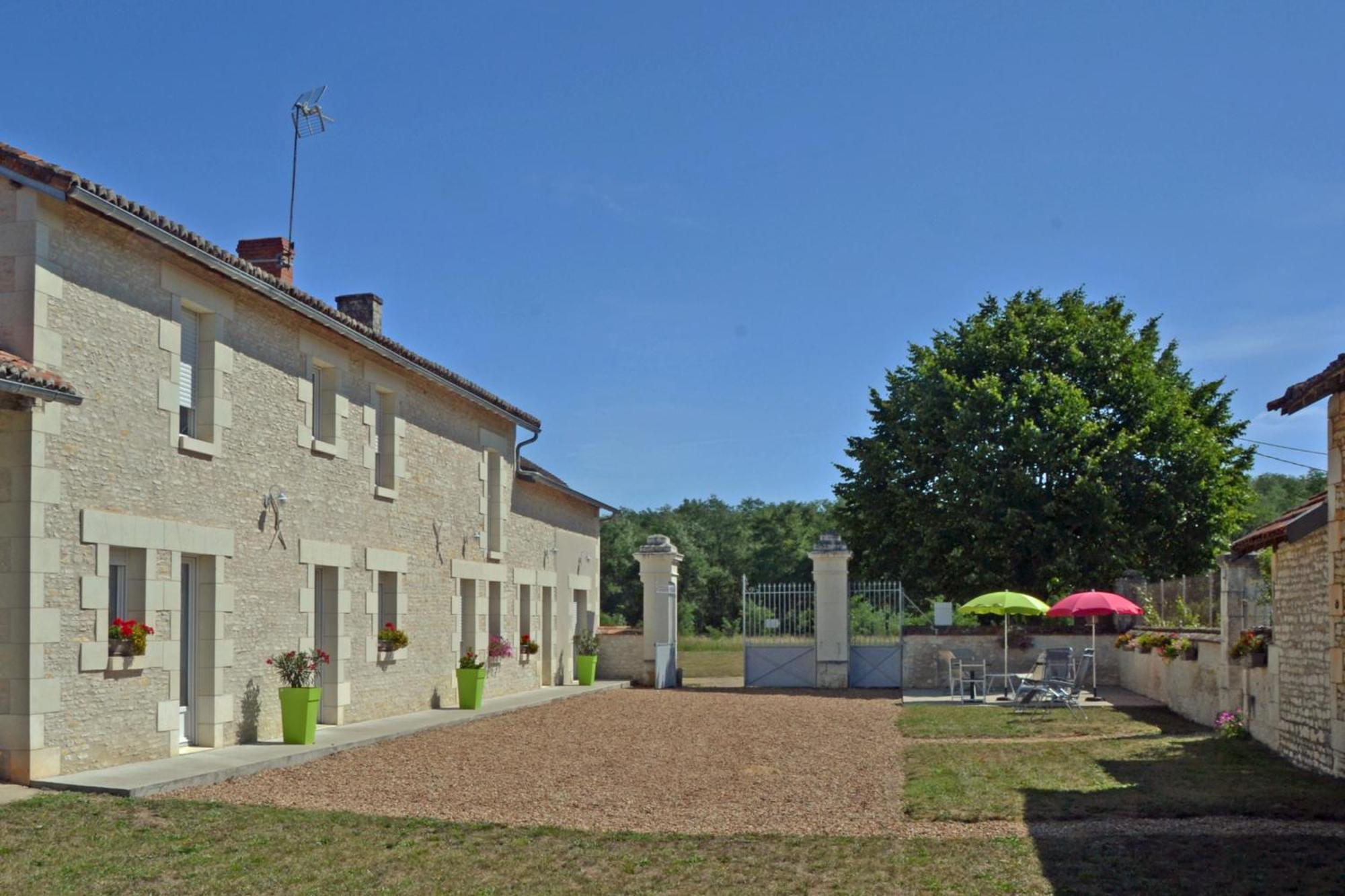Chateau-Vert Chaveignes Exterior photo